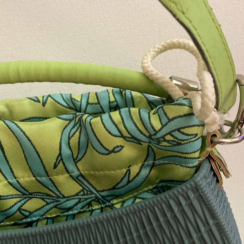 O bag Italian Green Gray Bag plastic on the bottom fabric bag inside 11x7 boho - Picture 3 of 7